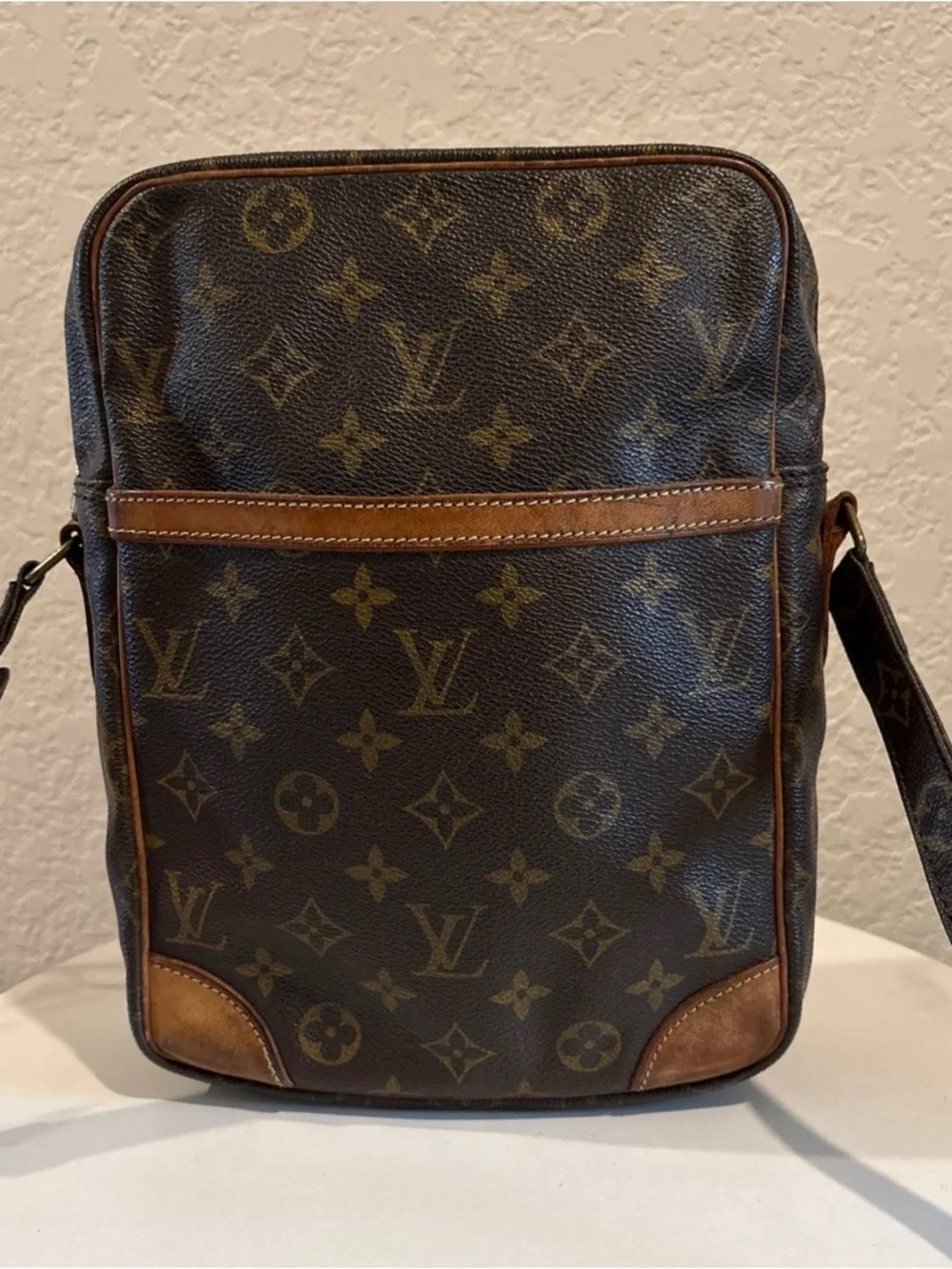 Louis Vuitton MM Danube Monogram Shoulder Bag - Picture 13 of 14